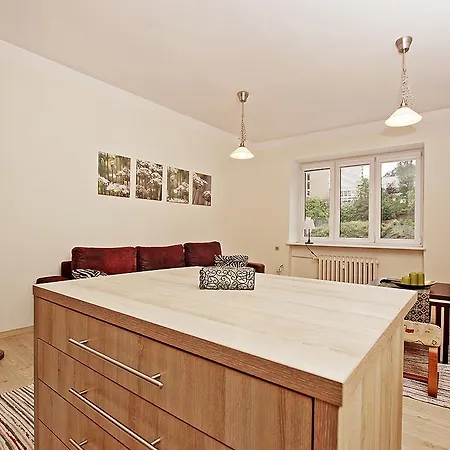 Apartament Unique House * 그디니아